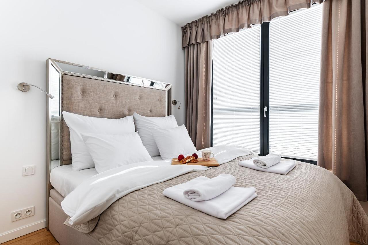 P&O Apartments Aleja Krakowska Varsovia Exterior foto